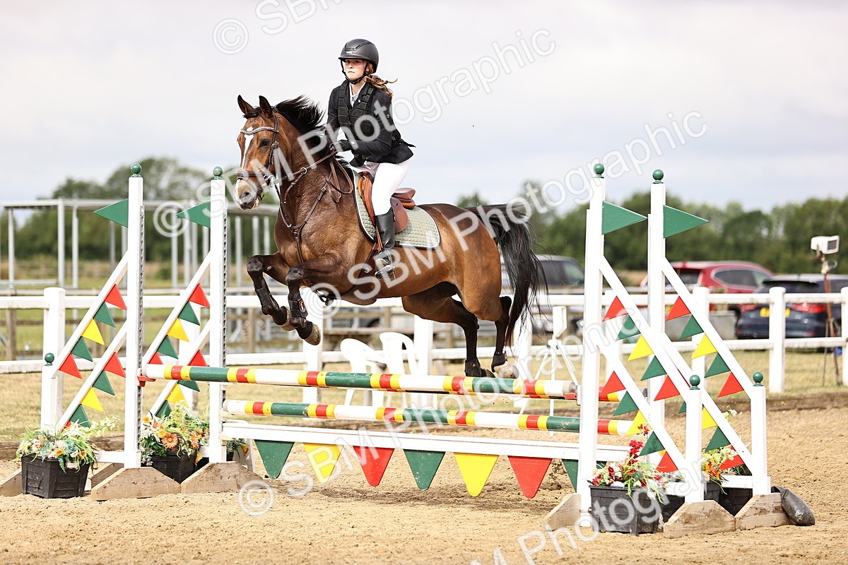 SBM_012751 - Class 13 - Senior British Novice - 90cm Open