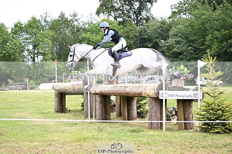 250524A-150451-13967 - C-218-Zoe.Davies-SHUTTERFLY.BLUE