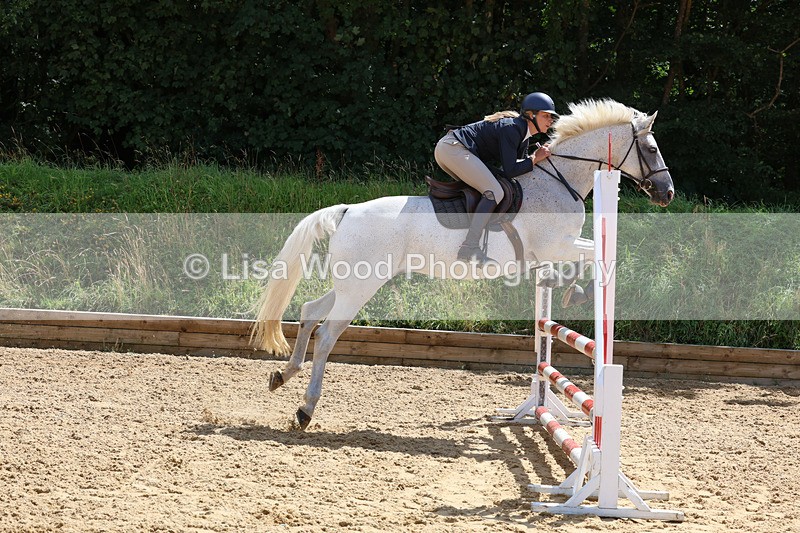 3E7A0345 - Class 9: Senior British Novice/90cm open
