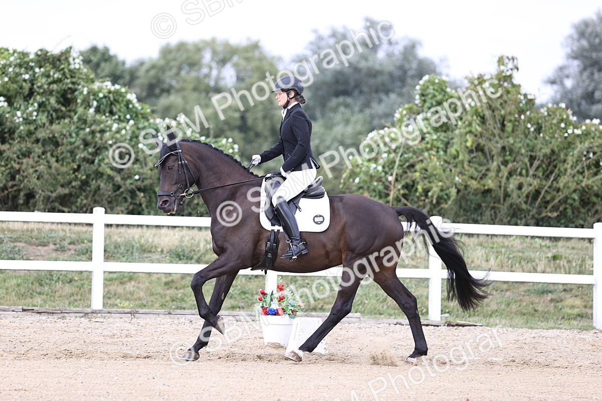 SBM_017945 - Class 14 - Novice 23 - 15.16-16.19