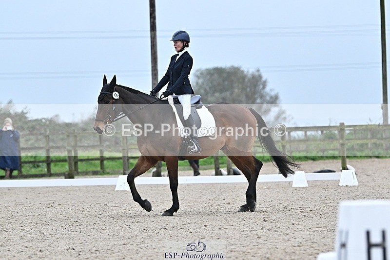 241103-151500-02774 - Novice 1 - 14.44 to 16.08