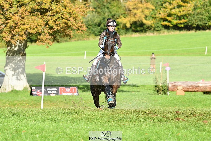 251025A-141816-21179 - G-507-Dominique.Kinnaird-Ainley