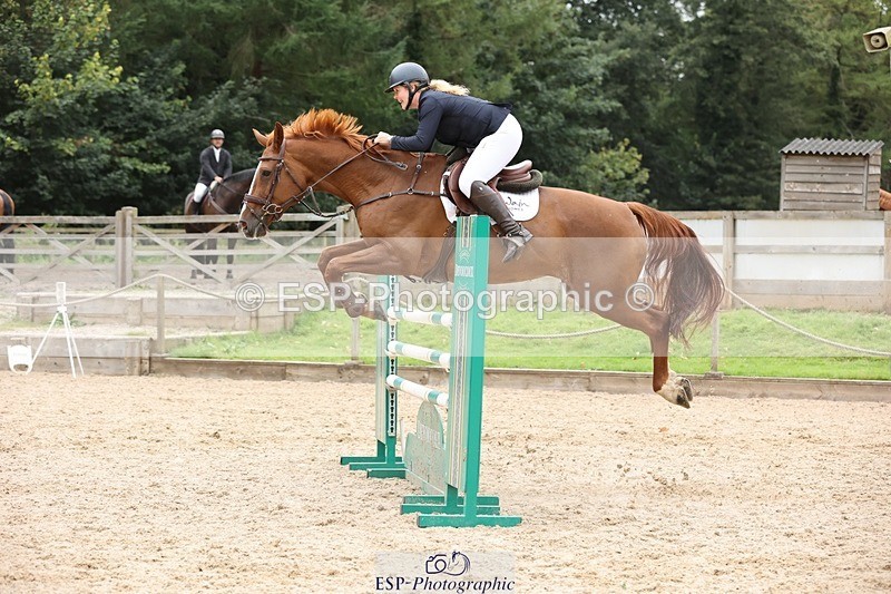 240817-160820-02891 - 06A Snr Fox 1.20m open