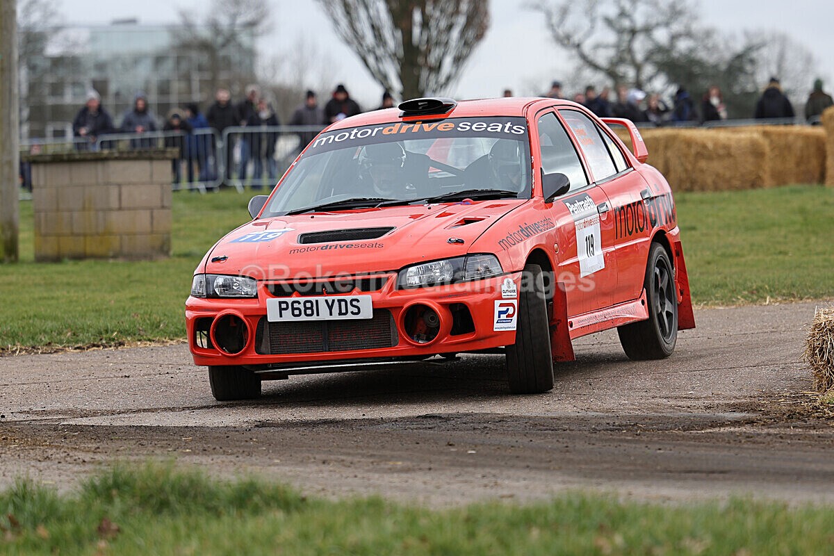 RETRO-83 - Race Retro