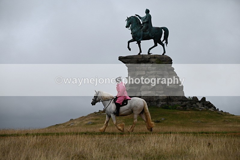 DSC_1796 - Time at Statue 12:13 to 12:32