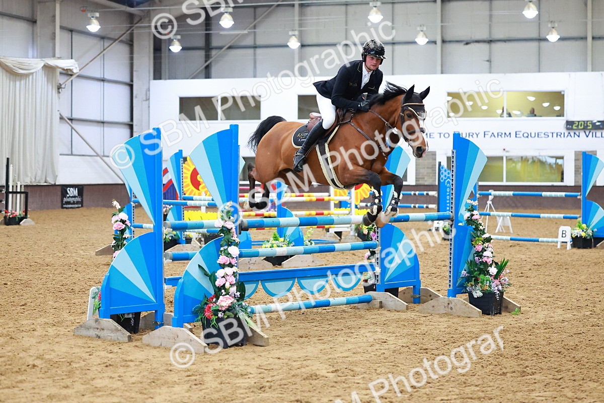 SBM_001437 - Class 4 - Senior Newcomers - 1.10m
