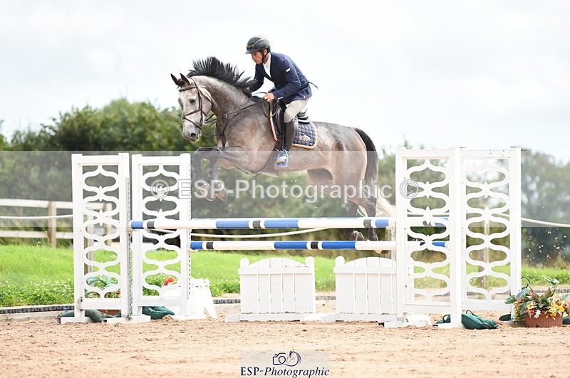 230813A-135518-13306 - Cls 49 Chard Eq 5yr Old Championship