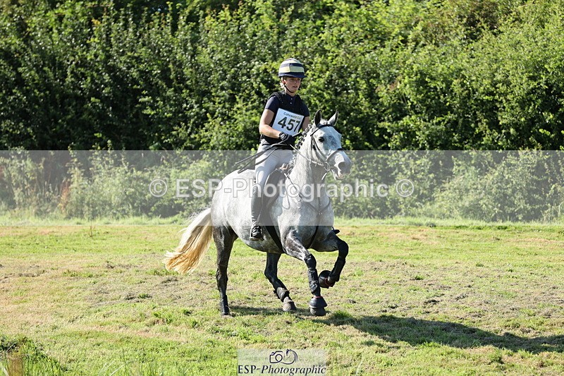 240811A-170426-06933 - 457-