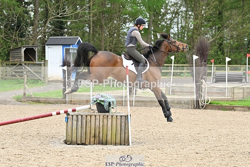 240411-121305-01215 - Group 4 XC