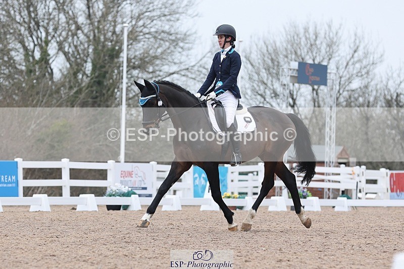 250216-124449-05576 - 249-Alys.Matravers-VORVASHILL.VERTIGO