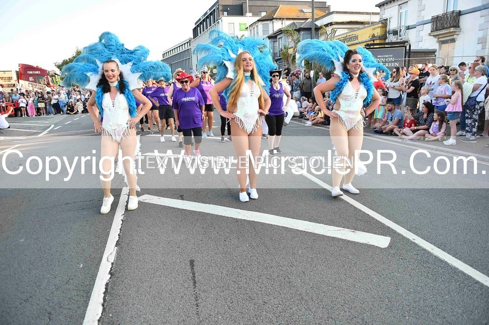 SH4_3739 - Carnival Procession.