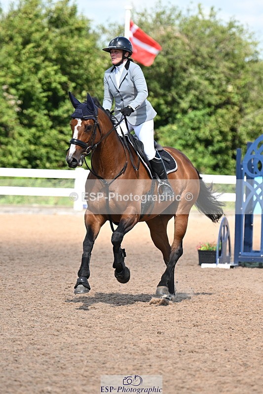 240728A-110340-08303 - Cls 35 Snr Discovery and 1m Open