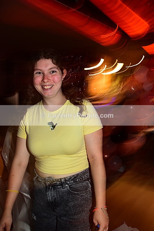 CRT-610 - Courtney