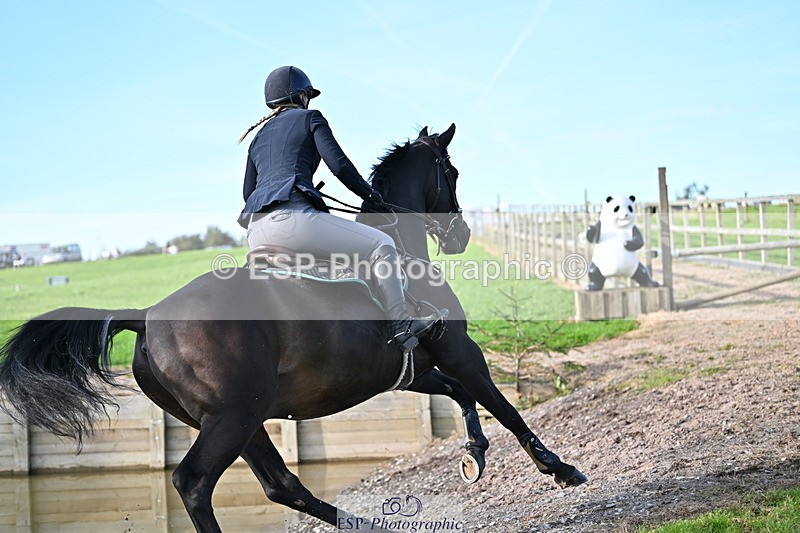 240913A-172519-05642 - Cls 19 Snr 1m Open Speed Derby