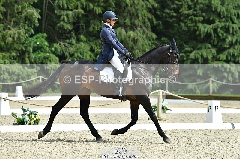 230525-150930-04563 - 425-ABC_ARCTIC_DAME-Jess_Falle-DR