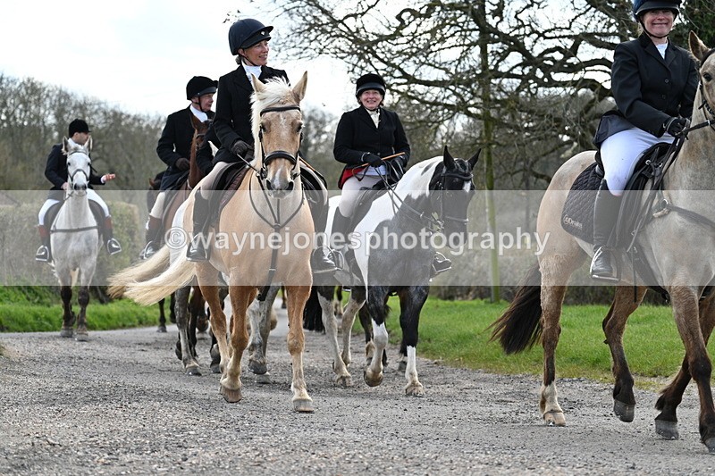 WJ7_9841 - Walk Home