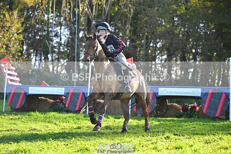 241026-143237-14101 - 516-L.Bdr.Ellie.Mitchell-MICRON.JOY