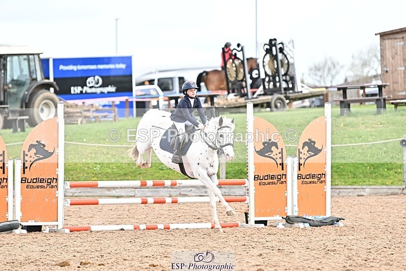 250414-105134-00267 - 80cm Round 1