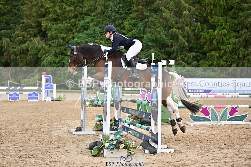 251026A-113921-24067 - D-341-Charlotte.Northcott