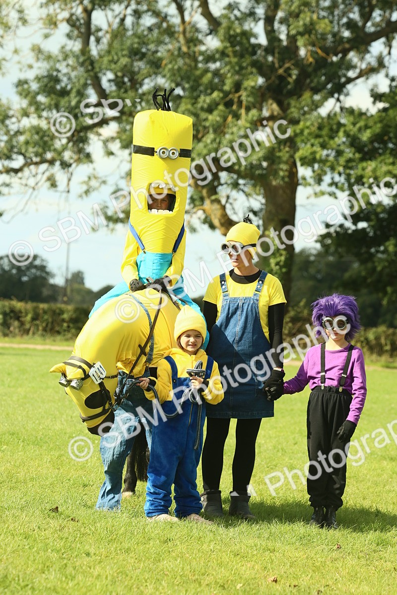 SBM_63545 - S35 - Fancy Dress Showing