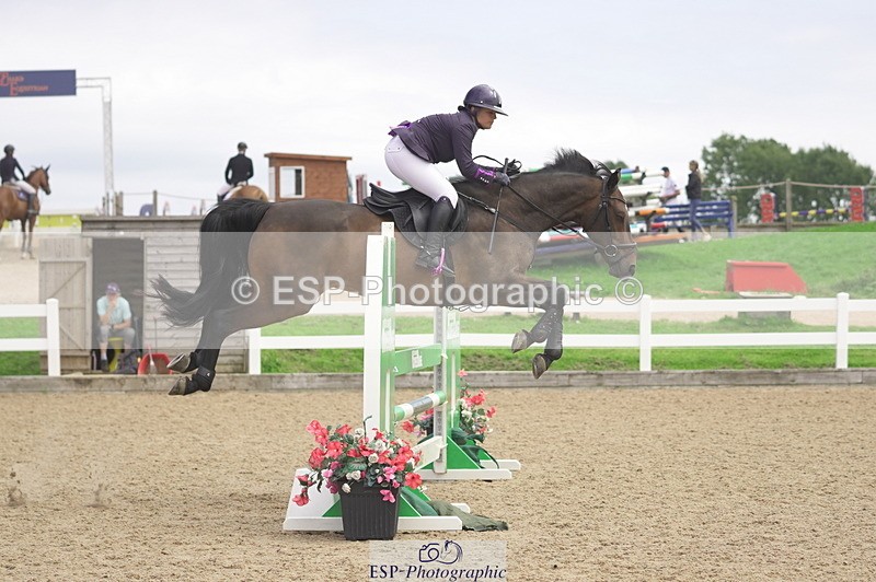 230810A-133044-02438 - Cls 4 1.05m Amateur Quali