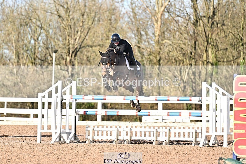 251203-134639-00714 - Cls 5 Foxhunter and 1.20m Open