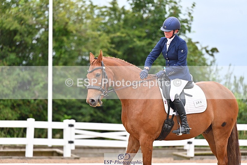 240817A-150419-09784 - 302-Charlotte.Billson-Killycloghan.Sun.King