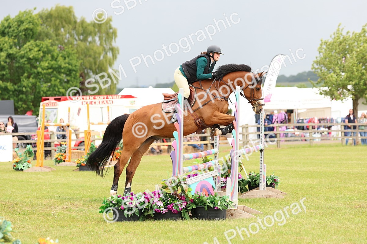 SBM_11946 - Class 205 - Tarmac Senior 1m Open