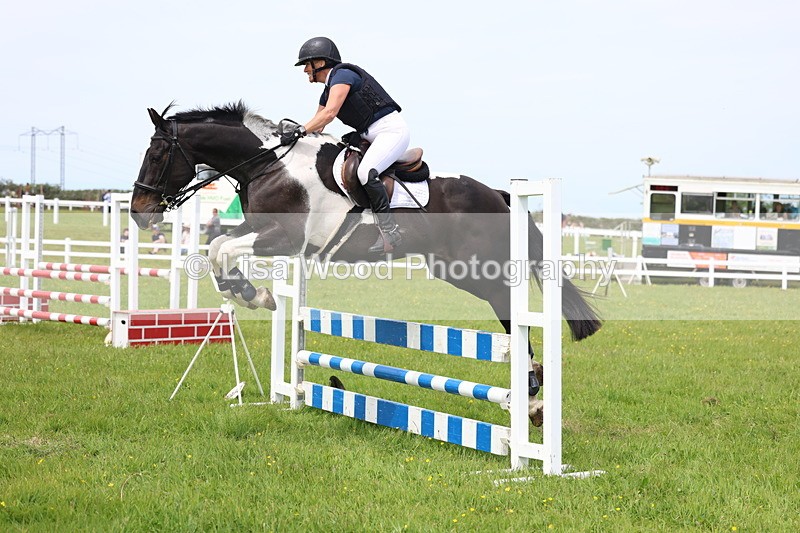 3E7A1556 - Class 13: Senior British Novice/90cm open