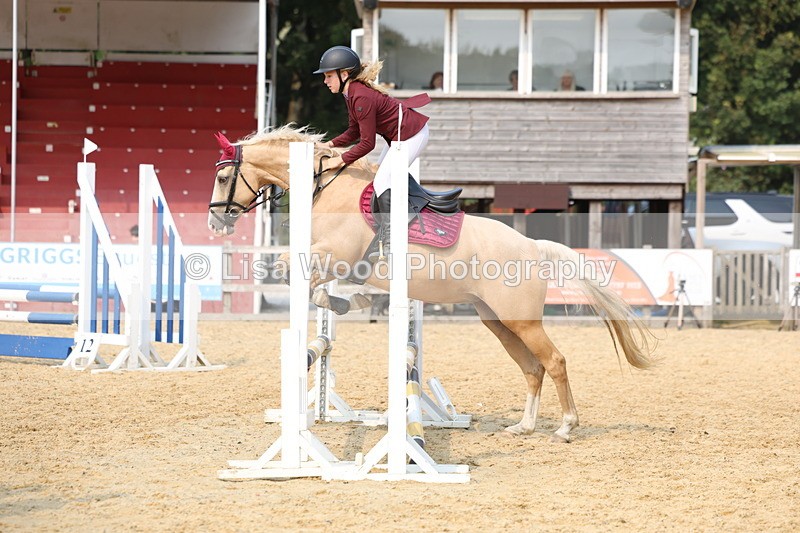 3E7A2855 - Class 11: Junior 70cm