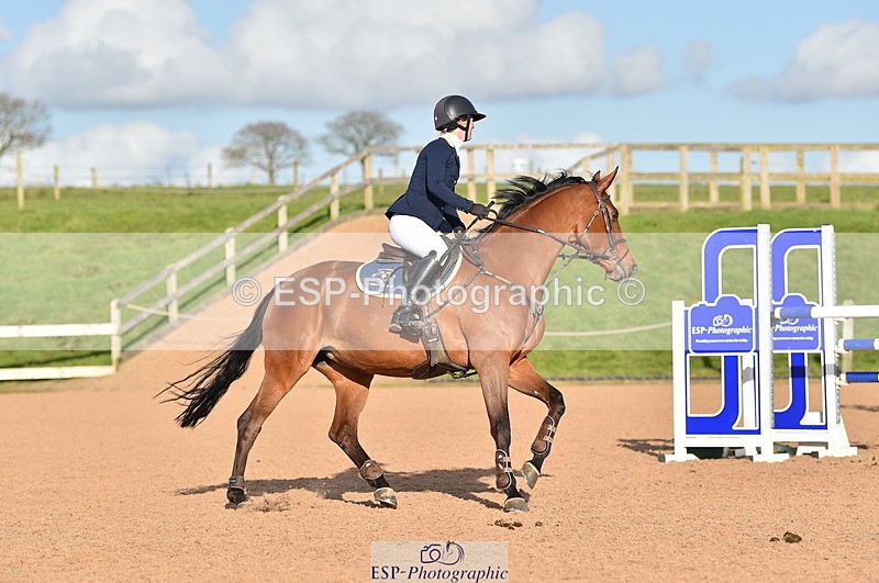 240306A-155242-01877 - Cls 5 Foxhunter and 1.20m Open