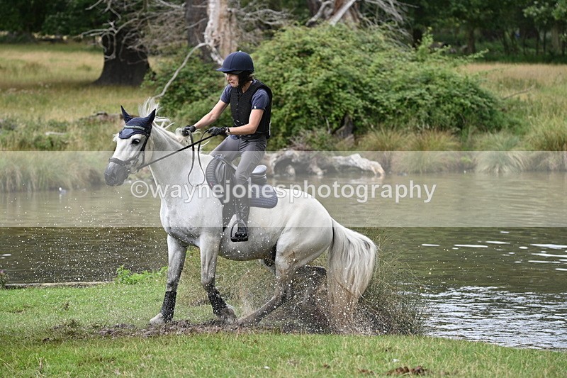 WJ7_2186 - Time at Water 11:14 to 11:36