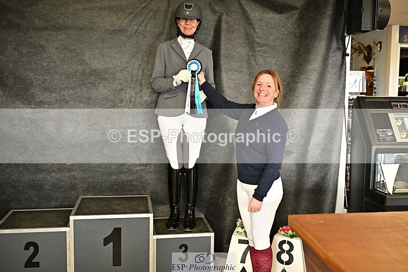 260214-143915-04385 - Cls 16 Medium Gold Presentations