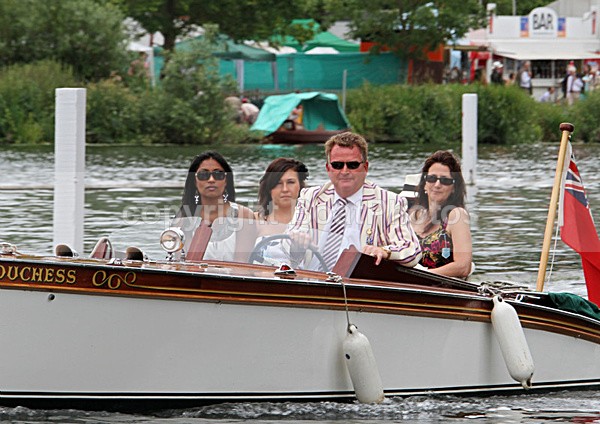 100702 HENLEY DUCHESS IMG_9148 - HENLEY REGATTA - FRIDAY 2nd JULY 2010