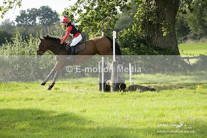  WWHT 171021 3150 - Intermediate (0.90m)  17/10/21