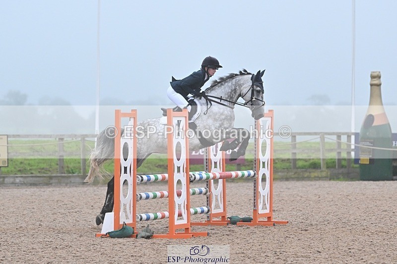 240813-191940-00888 - Classes 7 A&B 90cm