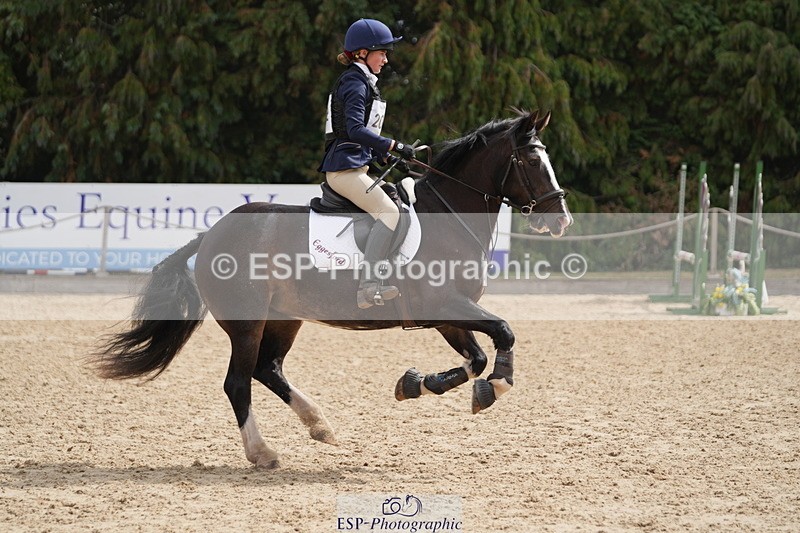 250824A-120607-35819 - 2032-Isla.Squire-Catherines.Girl