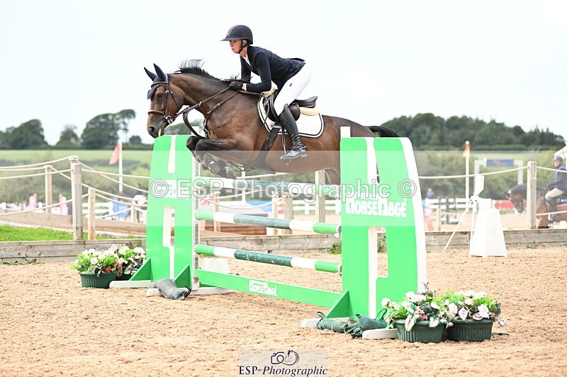 240912A-150926-02304 - Cls 5 National 1.30m Open