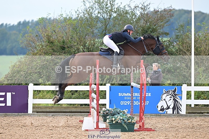 241004A-144737-02545 - Fri 12 1.15m Members Cup