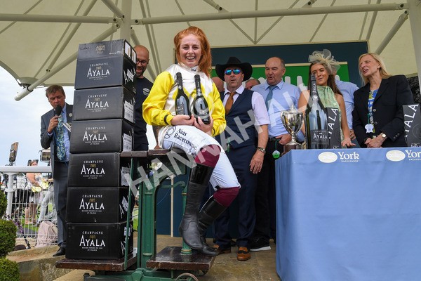 170623-Race 1-Kihavah-0205 - Race 1 2.00pm Queen Mother's Cup Handicap