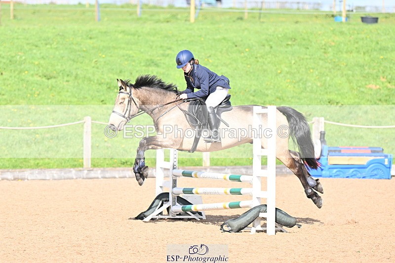 240409A-DSC_0414-01609 - 70cm