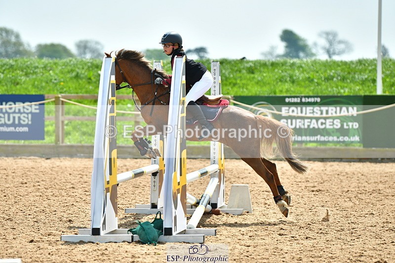 230513A-131242-01020 - Cls 34+35 Club 60cm