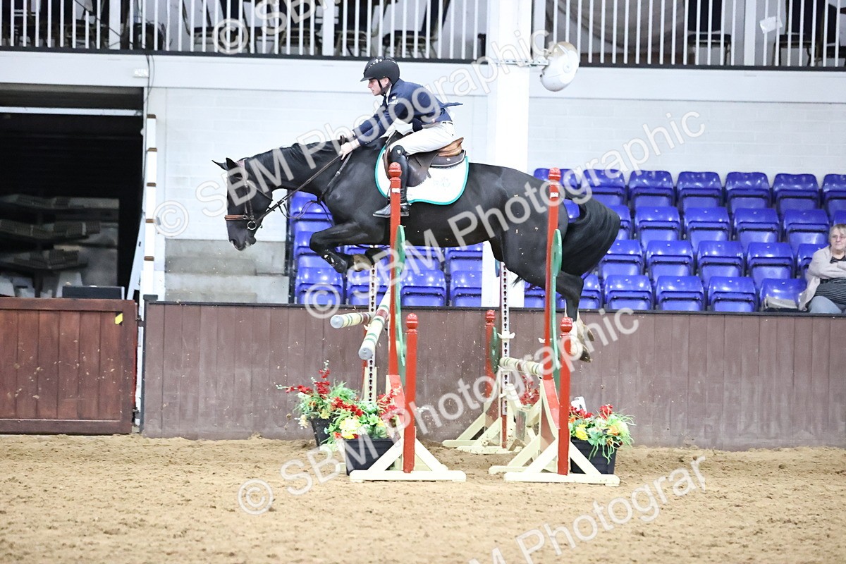 SBM_002057 - Class 4 - Senior Newcomers - 1.10m Open