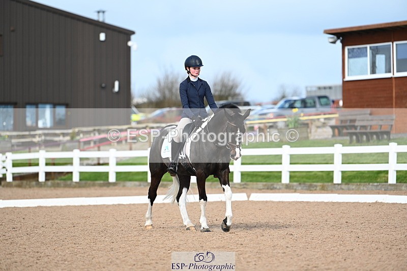 240323A-151419-02417 - UnA Novice 28