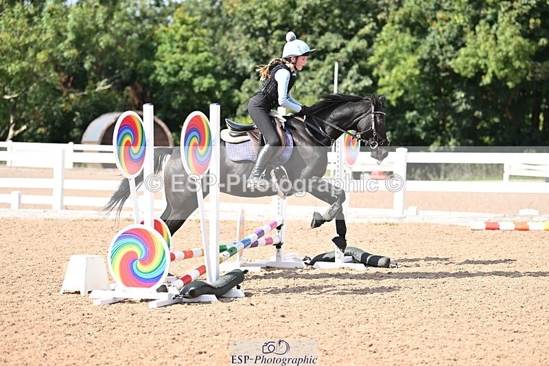 250821B-160346-00644 - Group B - Danielle