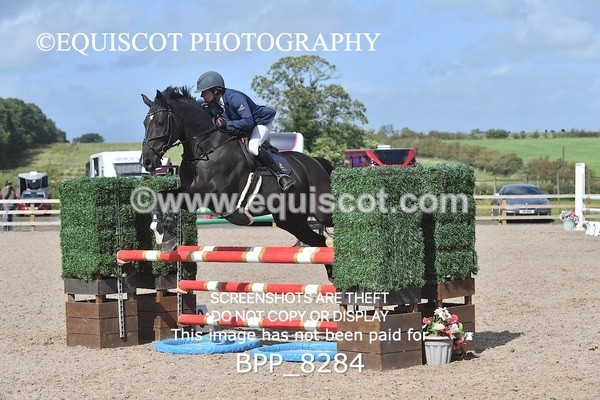 BPP_8284 - CLASS 35 SUN 2ND ROUND Equiyd 0.95m Amateur Championship Qualifier