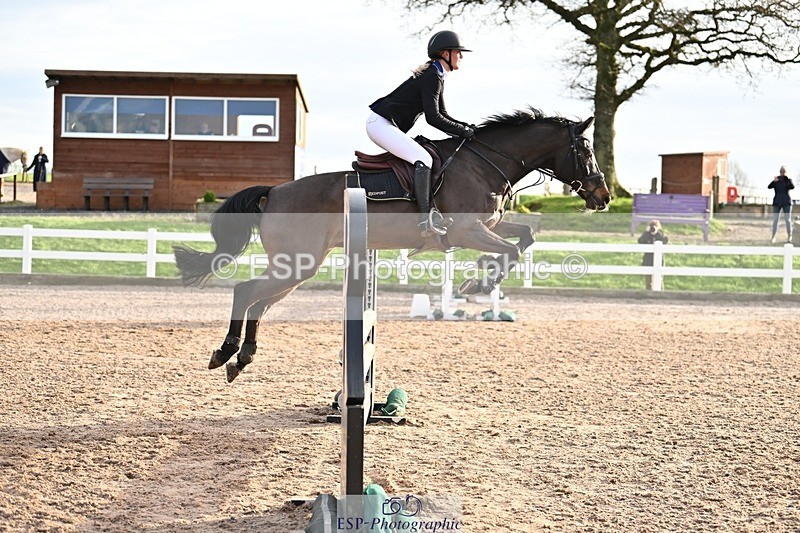 241206-100423-00161 - Cls 2 British Novice and 90cm Open