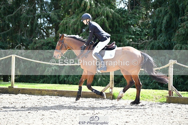 240324-130919-02802 - Cls 9 Snr 1.05m Open