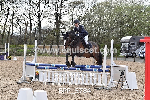 BPP_5784 - CLASS 24 SUN Senior British Novice/ 90cm Open