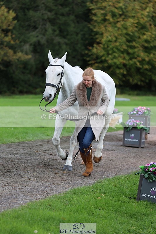 251026A-105453-23367 - F-411-Harriet.Constable